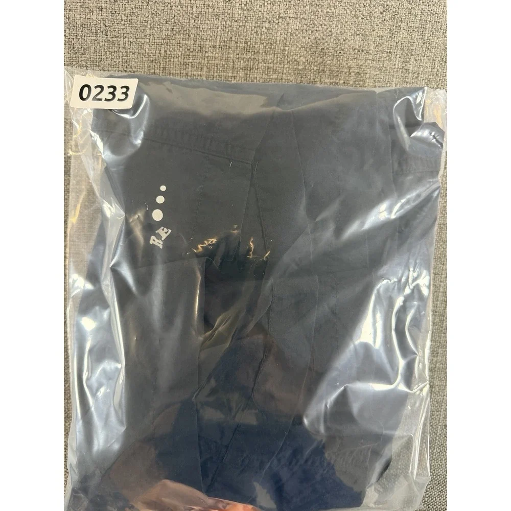 REI lightweight athletic